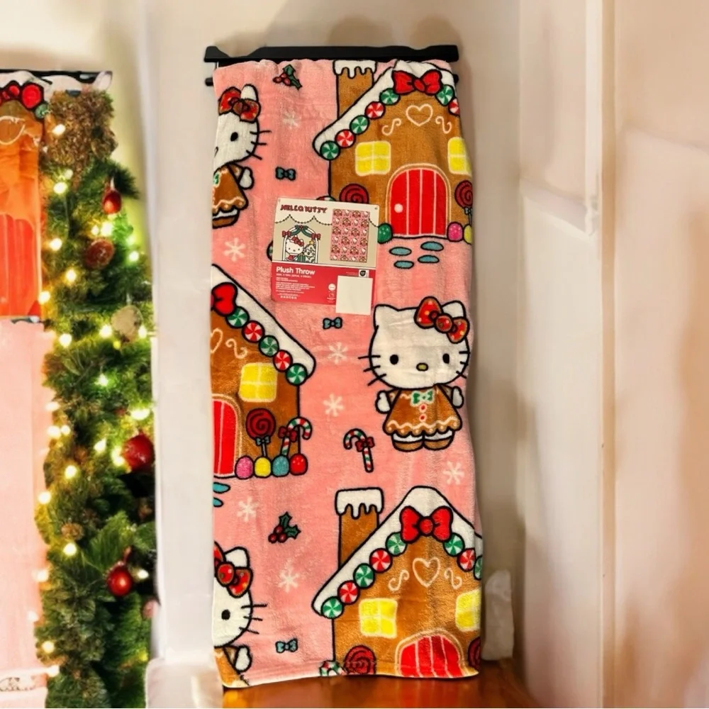 Hello kitty Gingerbread Christmas Holiday Plush Throw Blanket